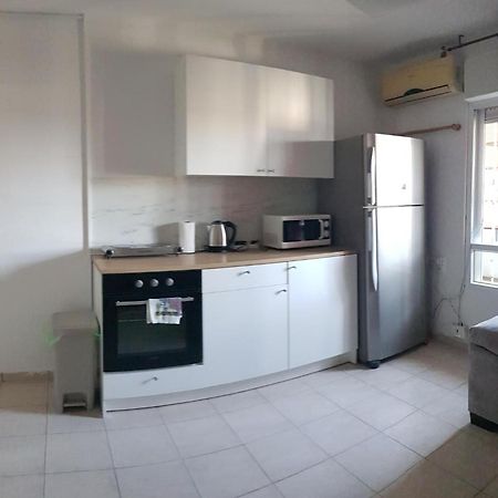 Апартаменты Cozy Flat With Parking Well-Placed Near Tlv Airport Лод Экстерьер фото