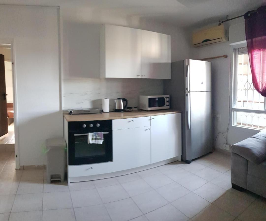 Апартаменты Cozy Flat With Parking Well-Placed Near Tlv Airport Лод Экстерьер фото