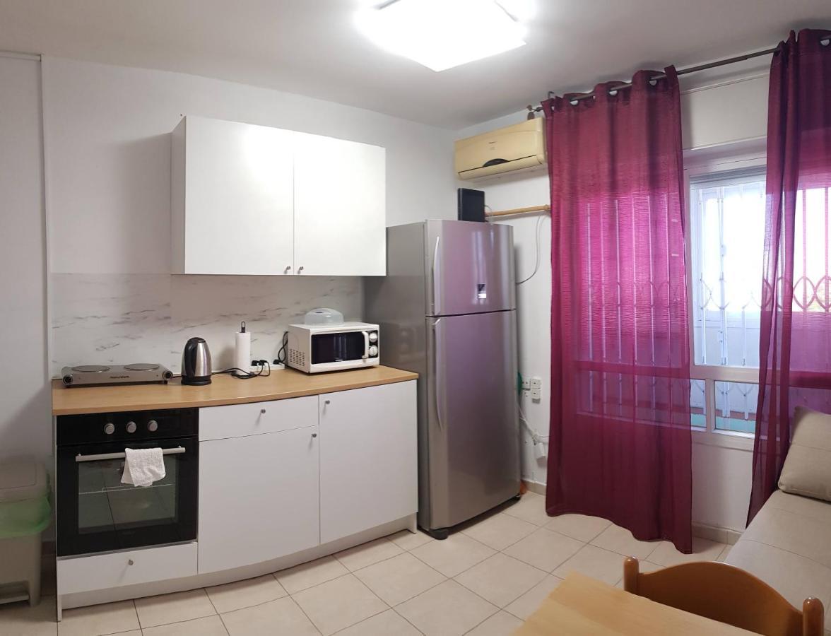 Апартаменты Cozy Flat With Parking Well-Placed Near Tlv Airport Лод Экстерьер фото